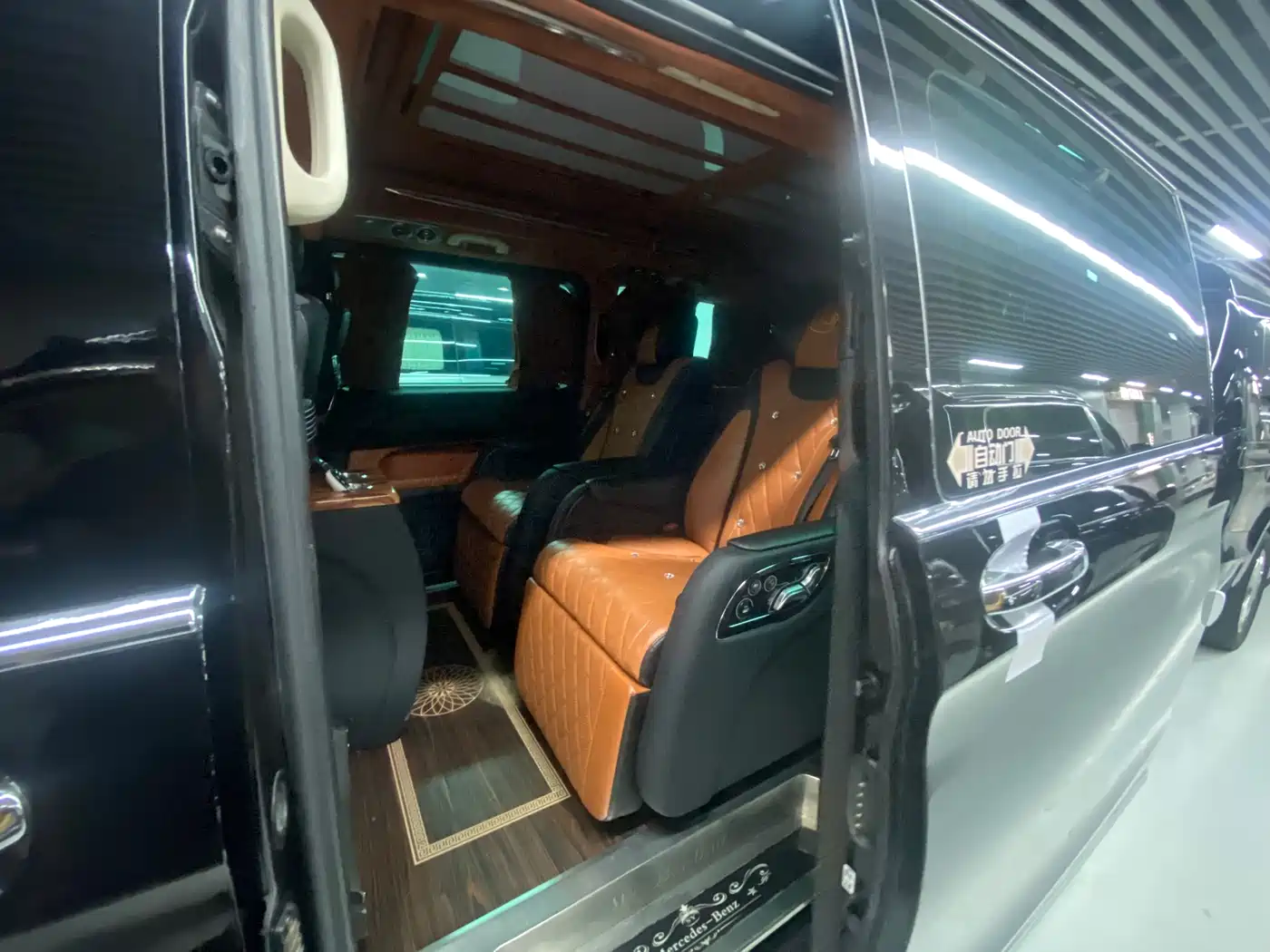 Mercedes-Benz Vito 2018 2.0T Business Edition China VI фото 21