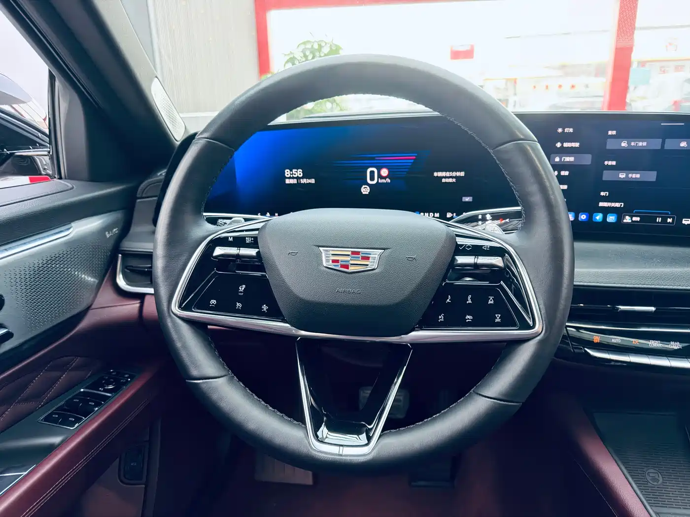 CADILLAC CT6