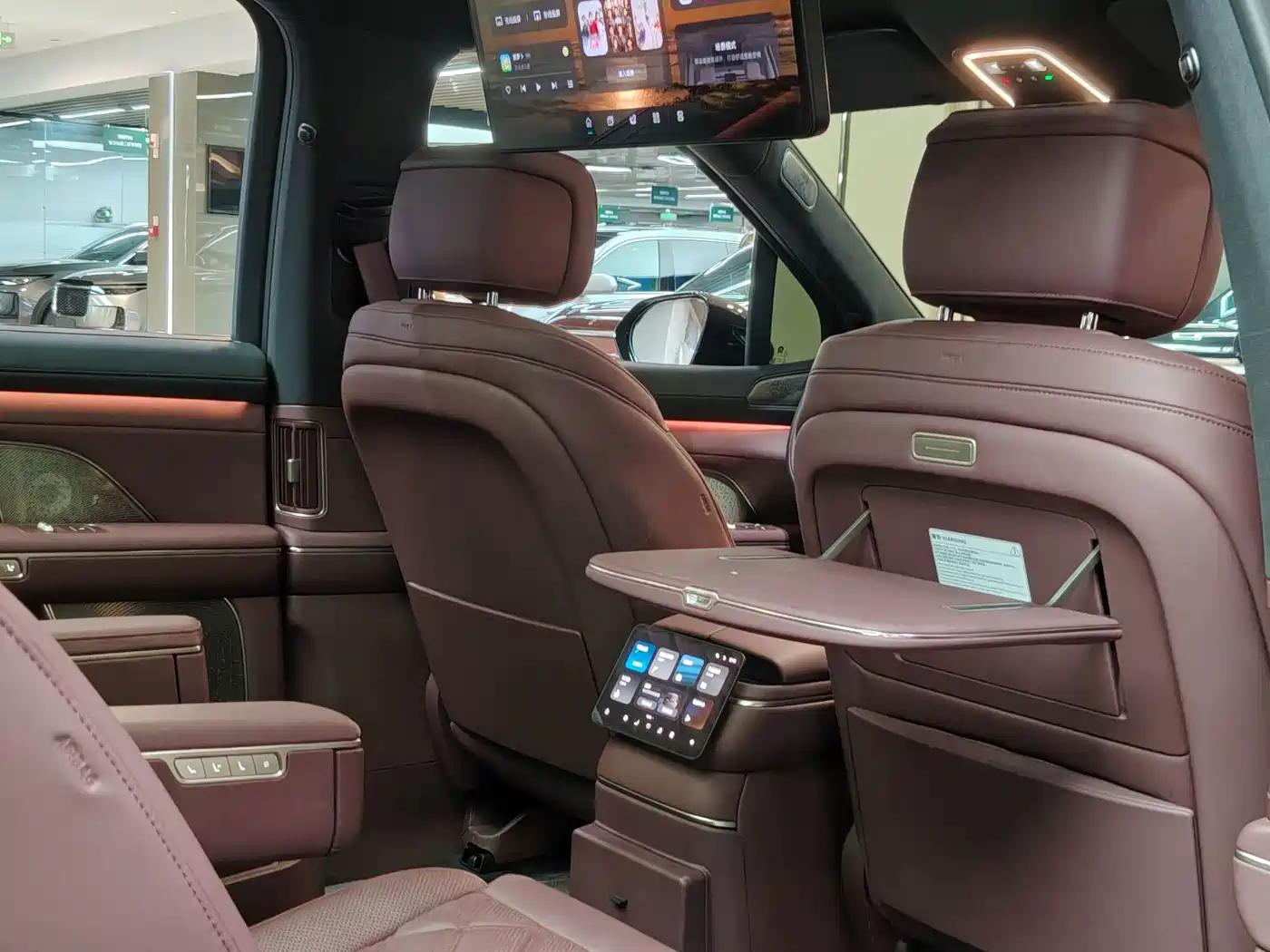 NIO ES8 2026 2025 Model 6-Seat Executive Luxury Edition