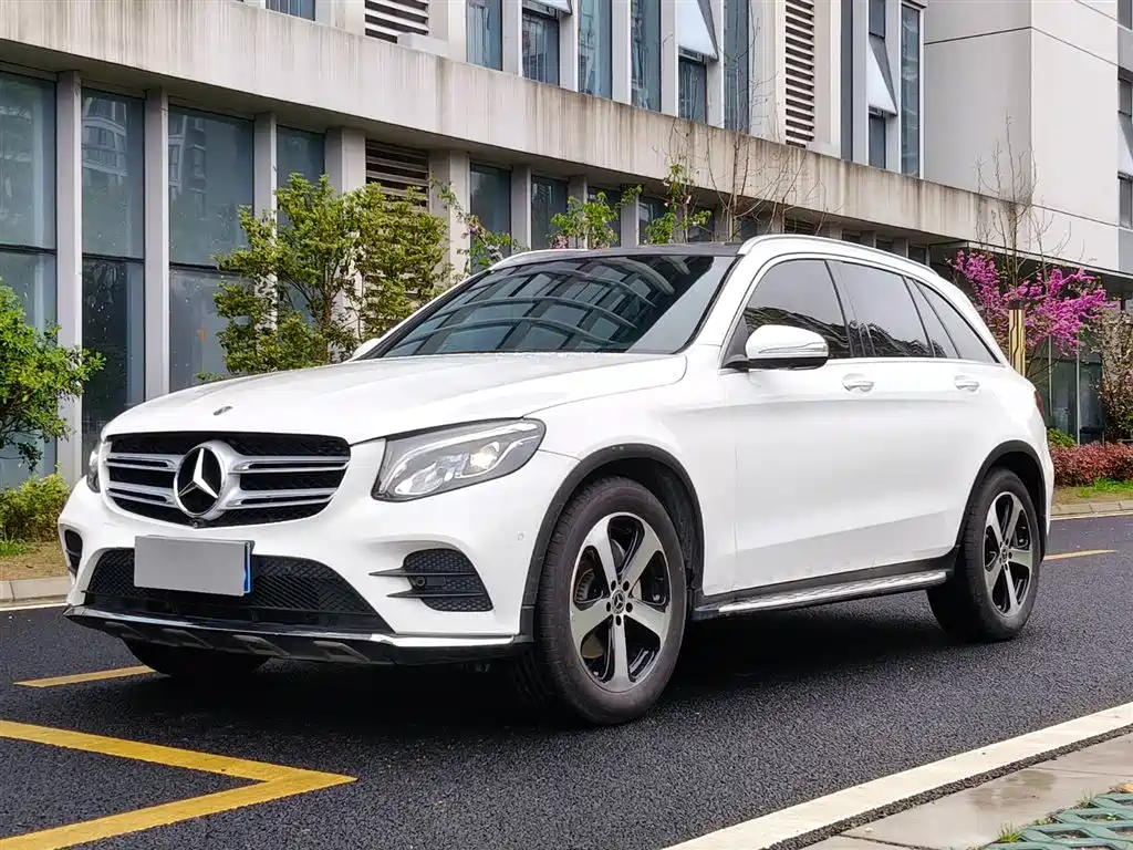 Mercedes-Benz GLC 2018 Facelift GLC 260 4MATIC Luxury