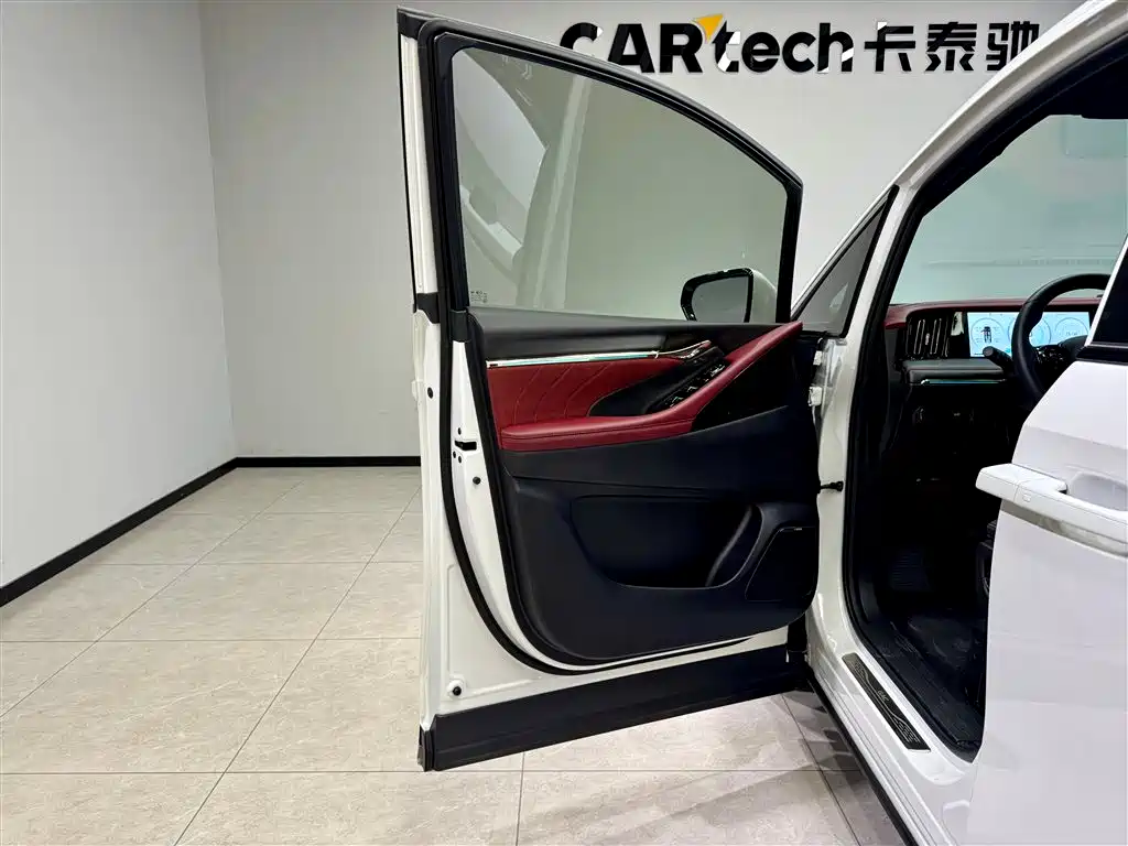 GAC Trumpchi Trumpchi M8 2024 Model Grandmaster Series 400T Pioneer Edition фото 18