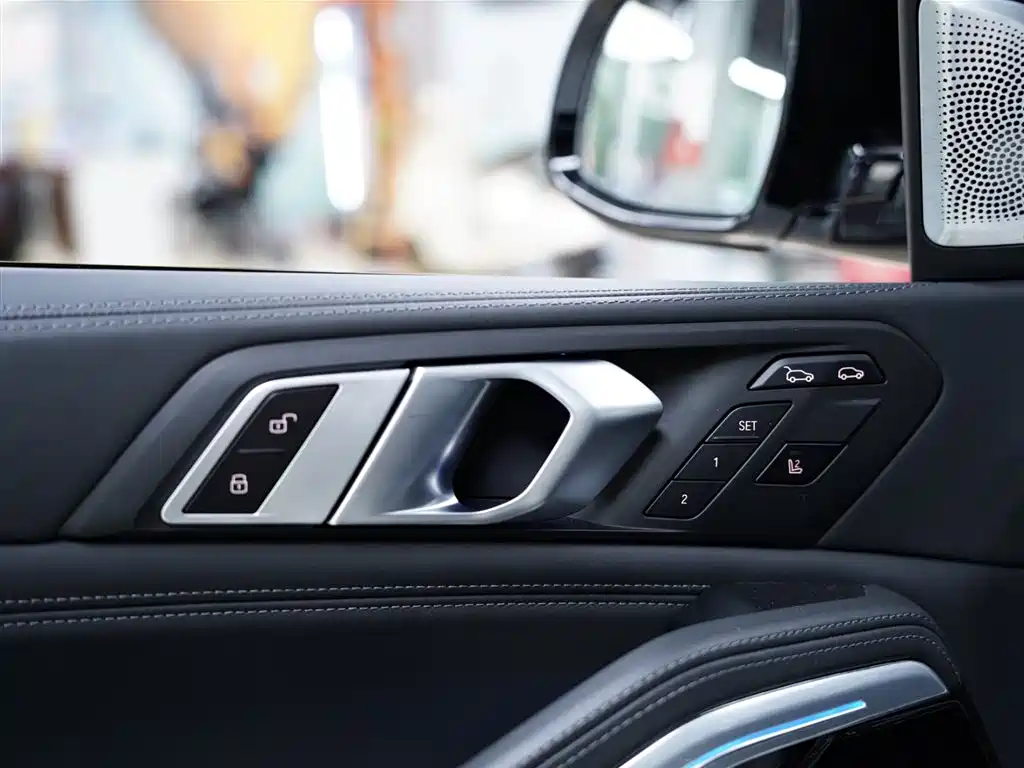 BMW X6 M 2022 X6 M фото 24