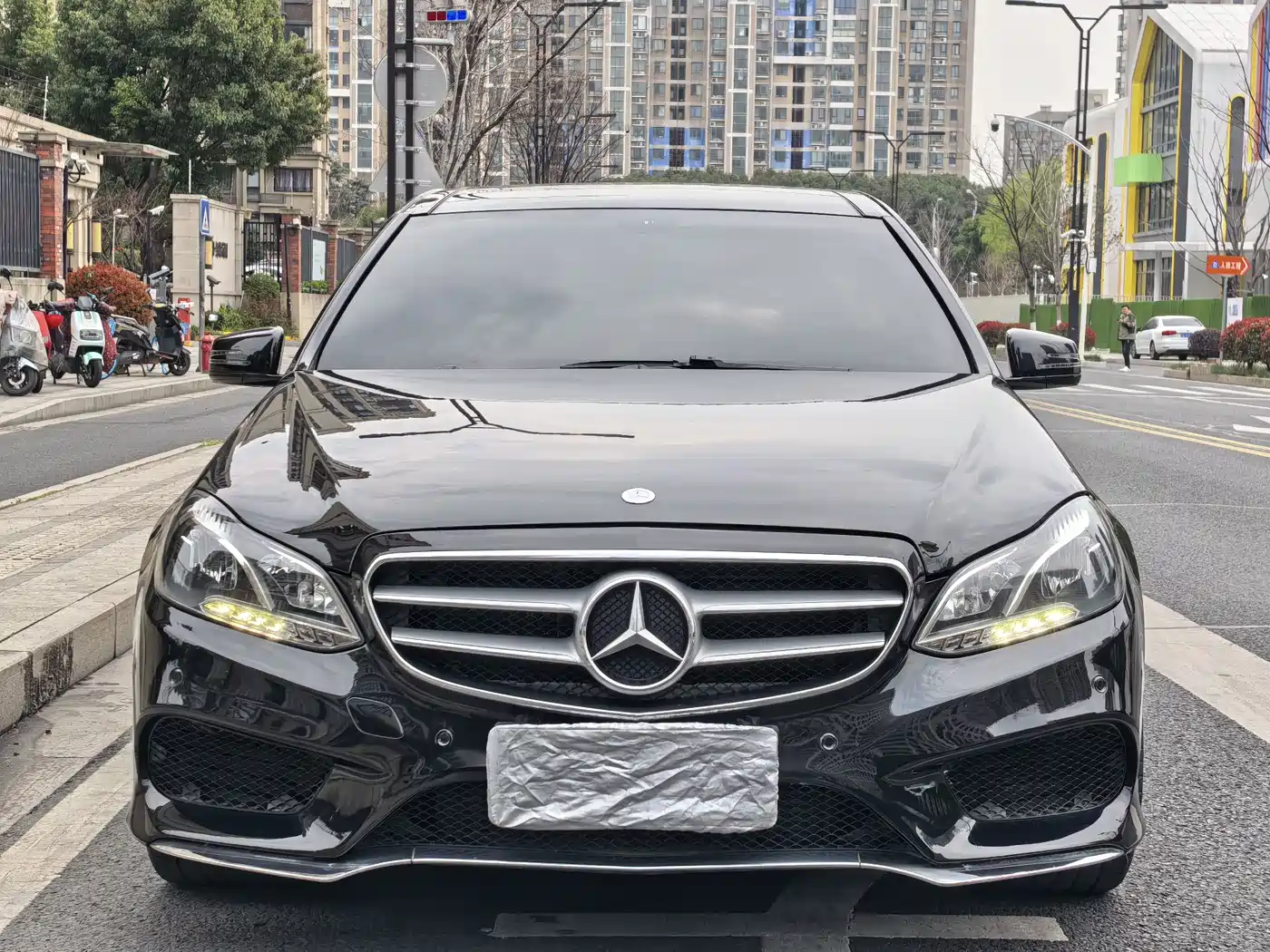 Mercedes-Benz E-Class 2015 E 260 L Sport Fashion фото 2