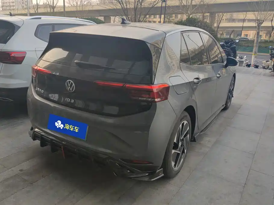 VOLKSWAGEN ID.3