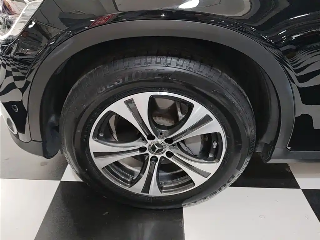 Mercedes-Benz GLC 2020 Facelift GLC 260 L 4MATIC Dynamic фото 23