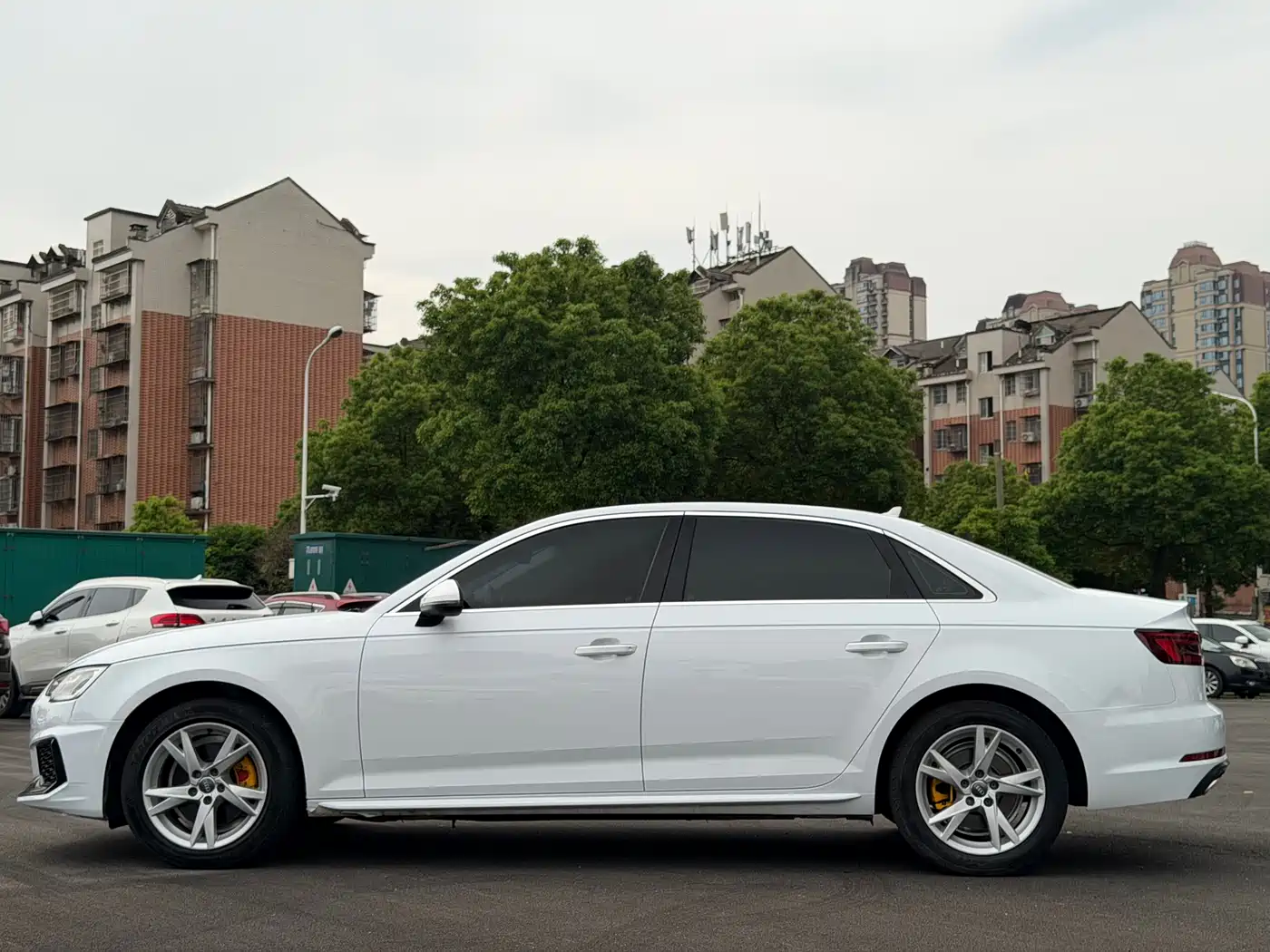 Audi A4L 2019 40 TFSI Progressive (China VI) фото 4