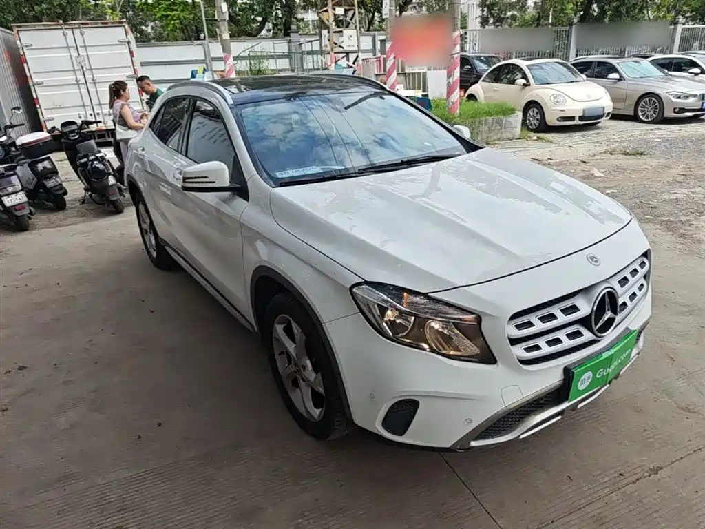 Mercedes-Benz GLA 2019 GLA 200 Dynamic фото 4