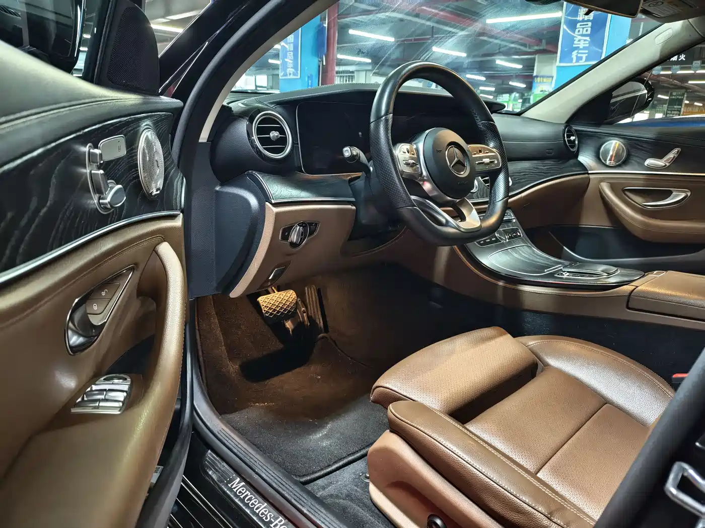 Mercedes-Benz E-Class 2019 E 300 L Fashion фото 6