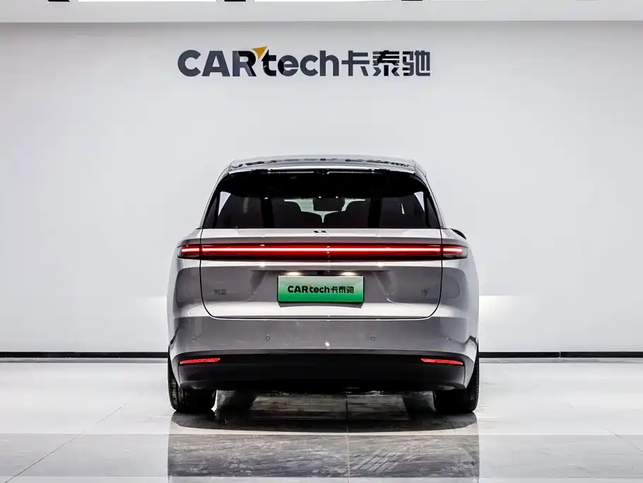 Li Auto Li i8 2025 2025 Standard Edition