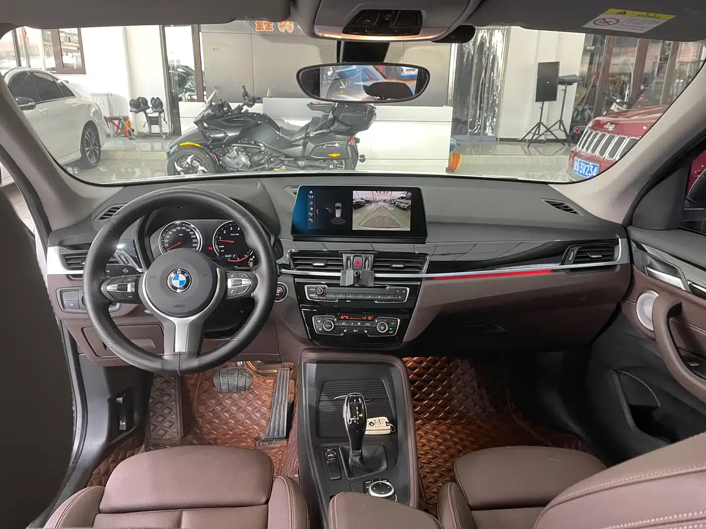 BMW X1 2021 sDrive25Li Leading фото 6