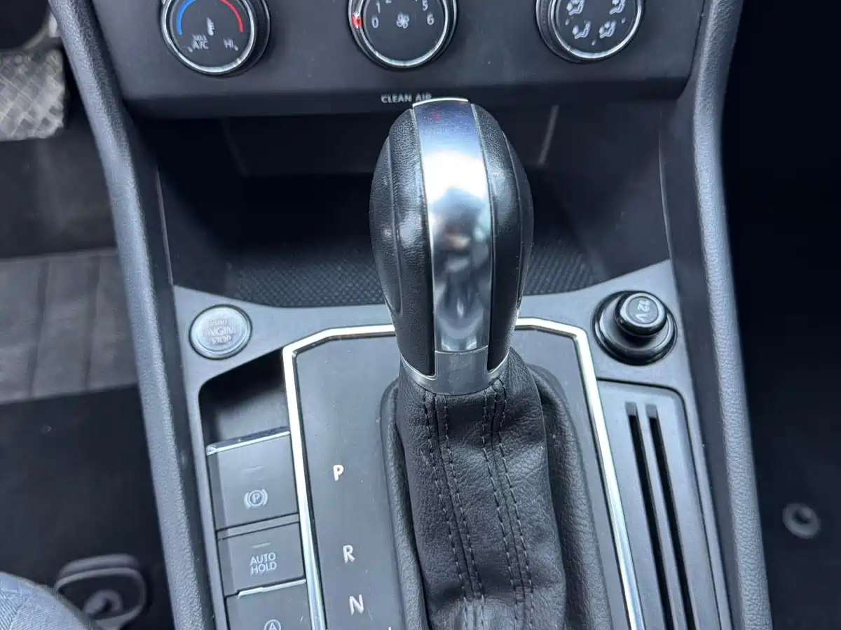 Volkswagen Lavida 2022 280TSI DSG Comfort Edition фото 8