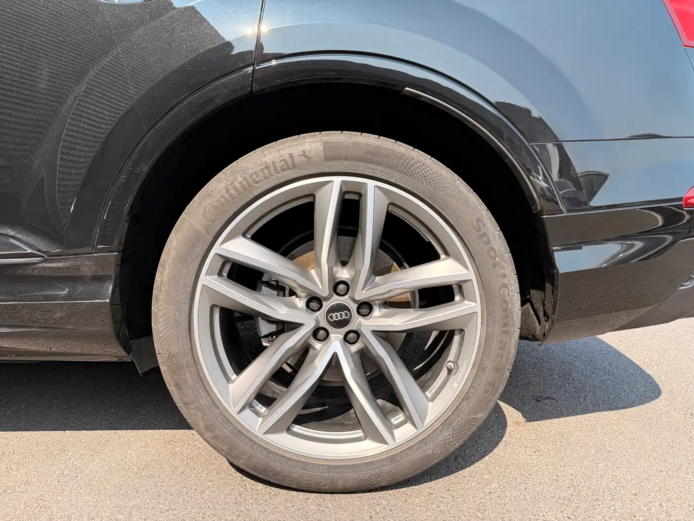 AUDI Q7