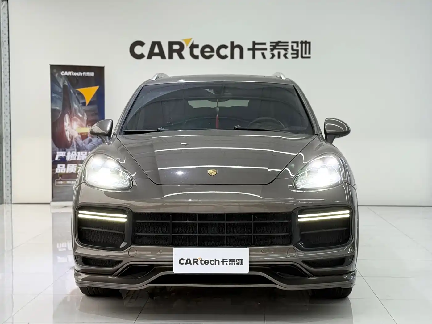Porsche Cayenne 2011 Cayenne 3.0T фото 2
