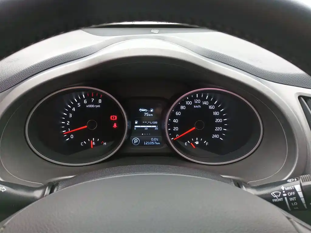 Kia Sportage 2015 2.0L Automatic 2WD DLX фото 4