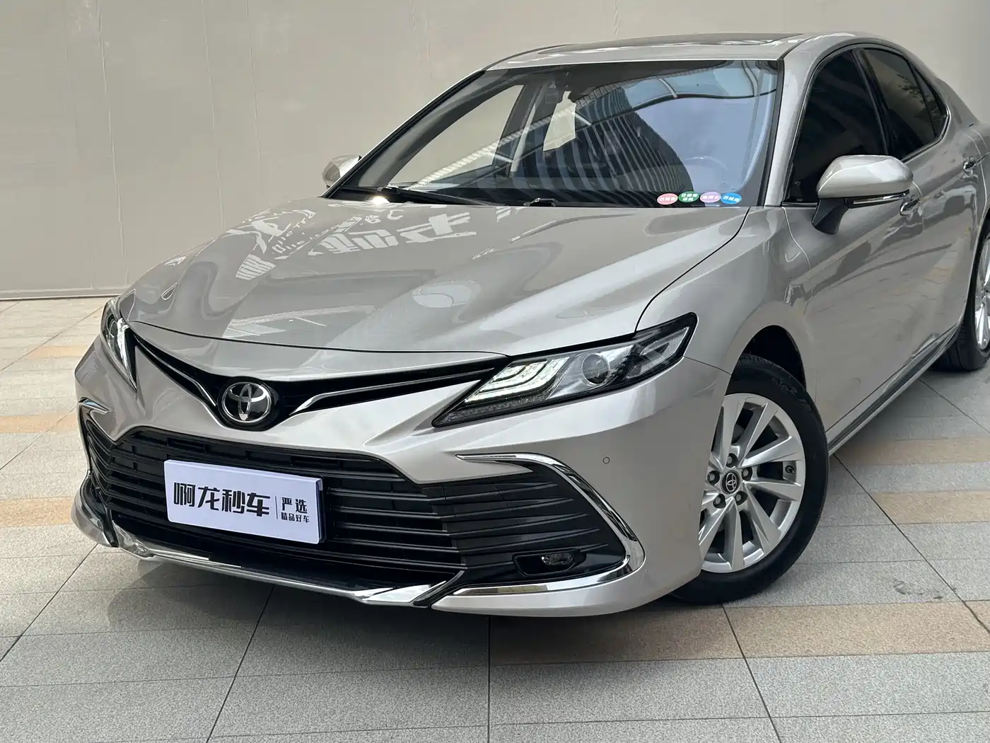 TOYOTA CAMRY