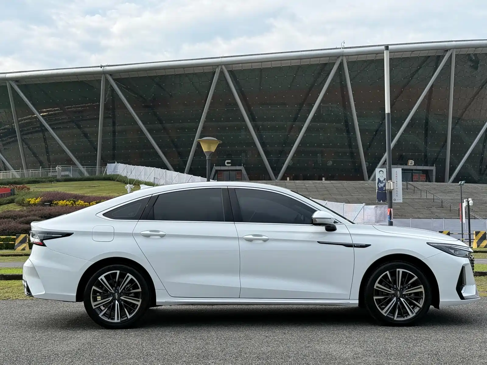 Фото 32 - Chery Arrizo 8