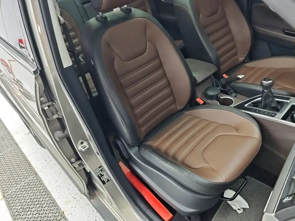 Dongfeng Fengxing Jingyi X6 2018 2017 Power Series 1.5T Manual Deluxe