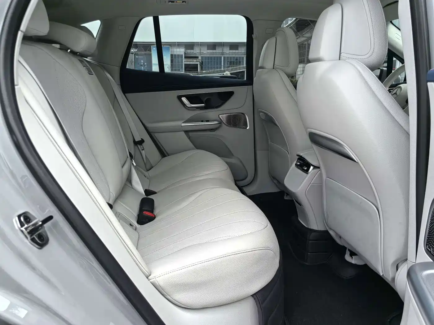 Mercedes-Benz EQE SUV 2023 2023 350 4MATIC Luxury Edition