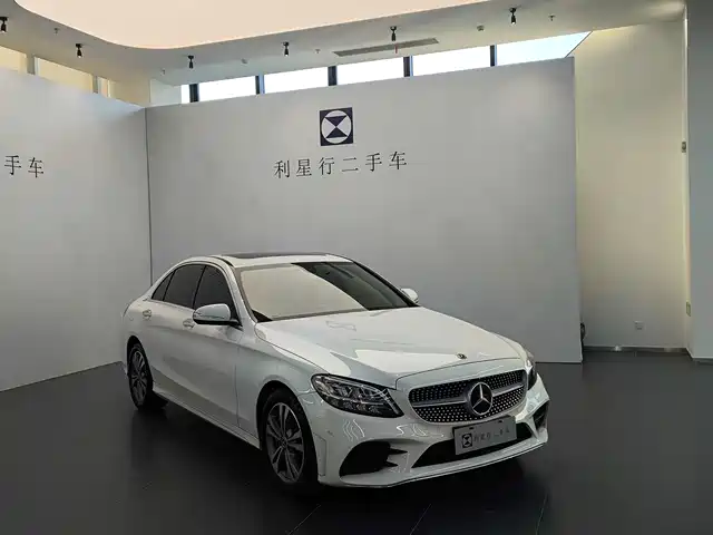Mercedes-Benz C-Class 2020 Facelift C 200 L Fashion — фото 3