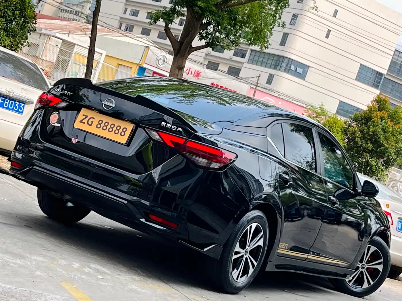 Nissan SYLPHY, миниатюра 6