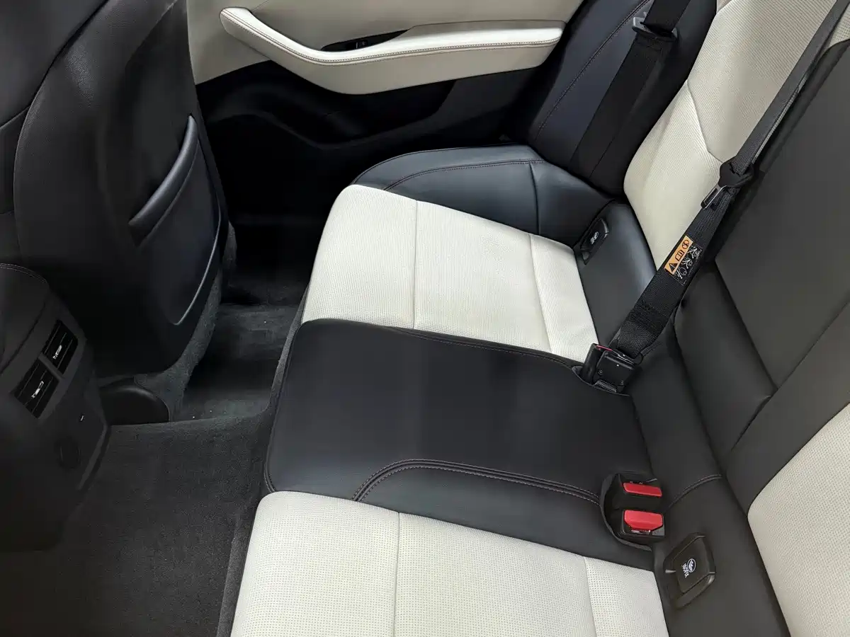 Cadillac CT5 2025 2025 Model 28T Track Performance Edition + Peak Track Package