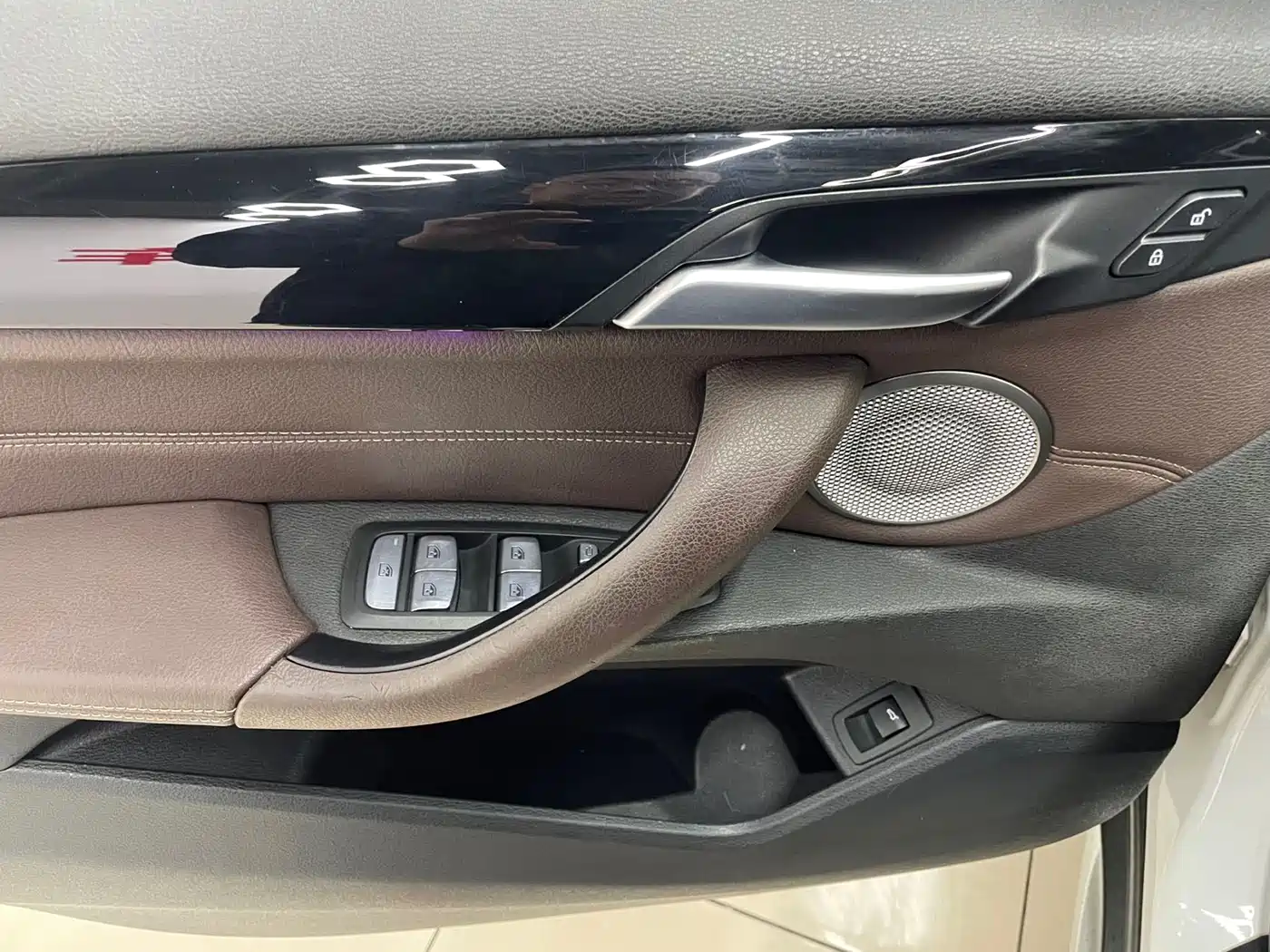 BMW X1 2022 sDrive20Li Fashion фото 17