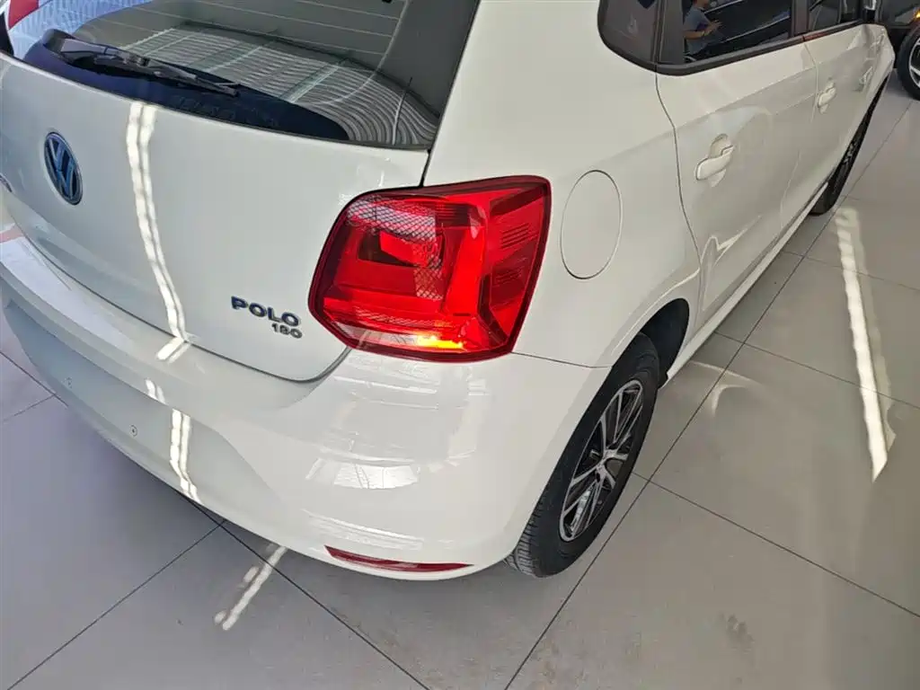 Volkswagen Polo 2018 1.5L Auto Safe Drive фото 8