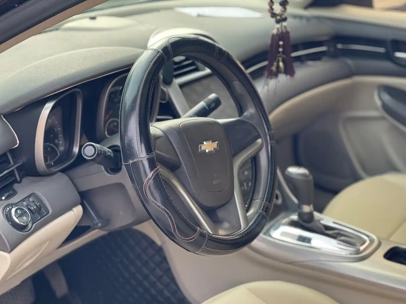 Chevrolet Malibu 2012 2.0L Automatic Comfort Edition фото 6