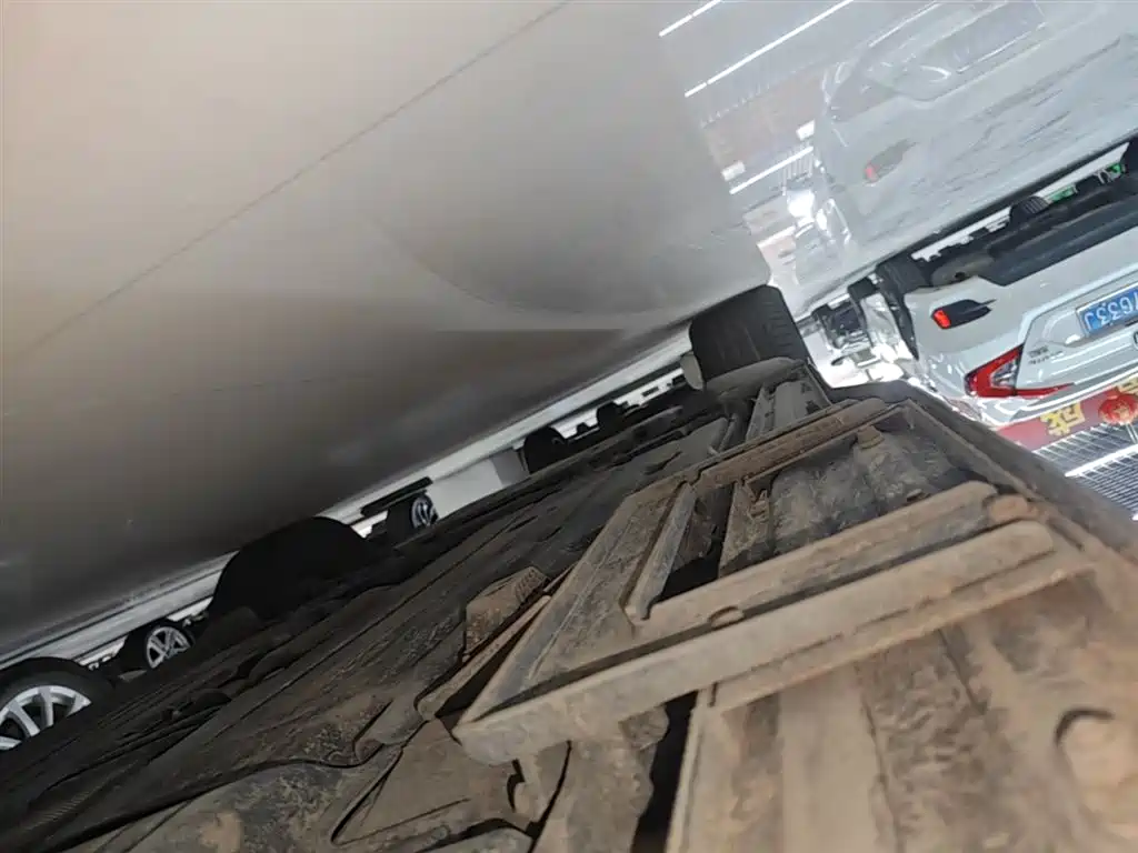 Lynk & Co 01 2019 2.0T AWD Pro Edition China V фото 22