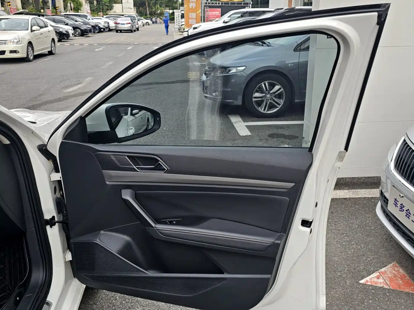 Volkswagen Lavida 2019 280TSI DSG Comfort Edition China VI фото 18
