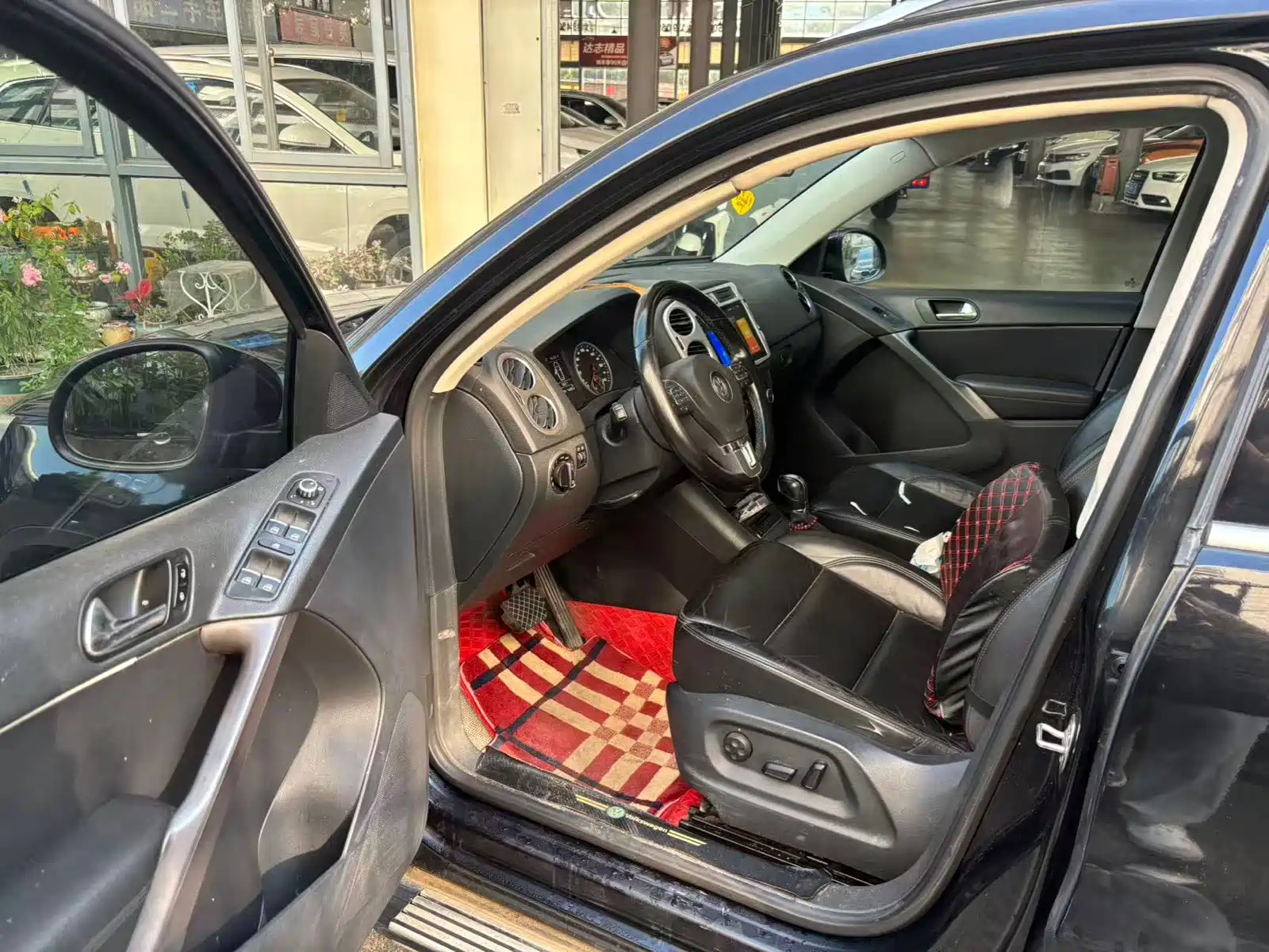 Фото 7 - Volkswagen Tiguan