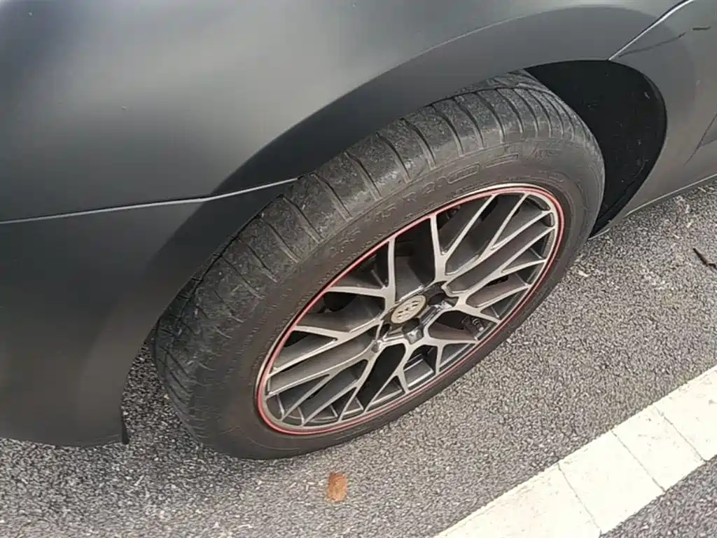 Porsche Macan 2017 Macan 2.0T фото 23