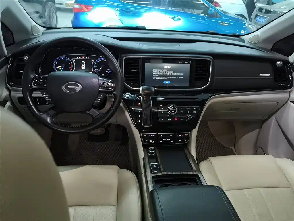 GAC Trumpchi Trumpchi M8 2018 320T Premium Edition фото 10