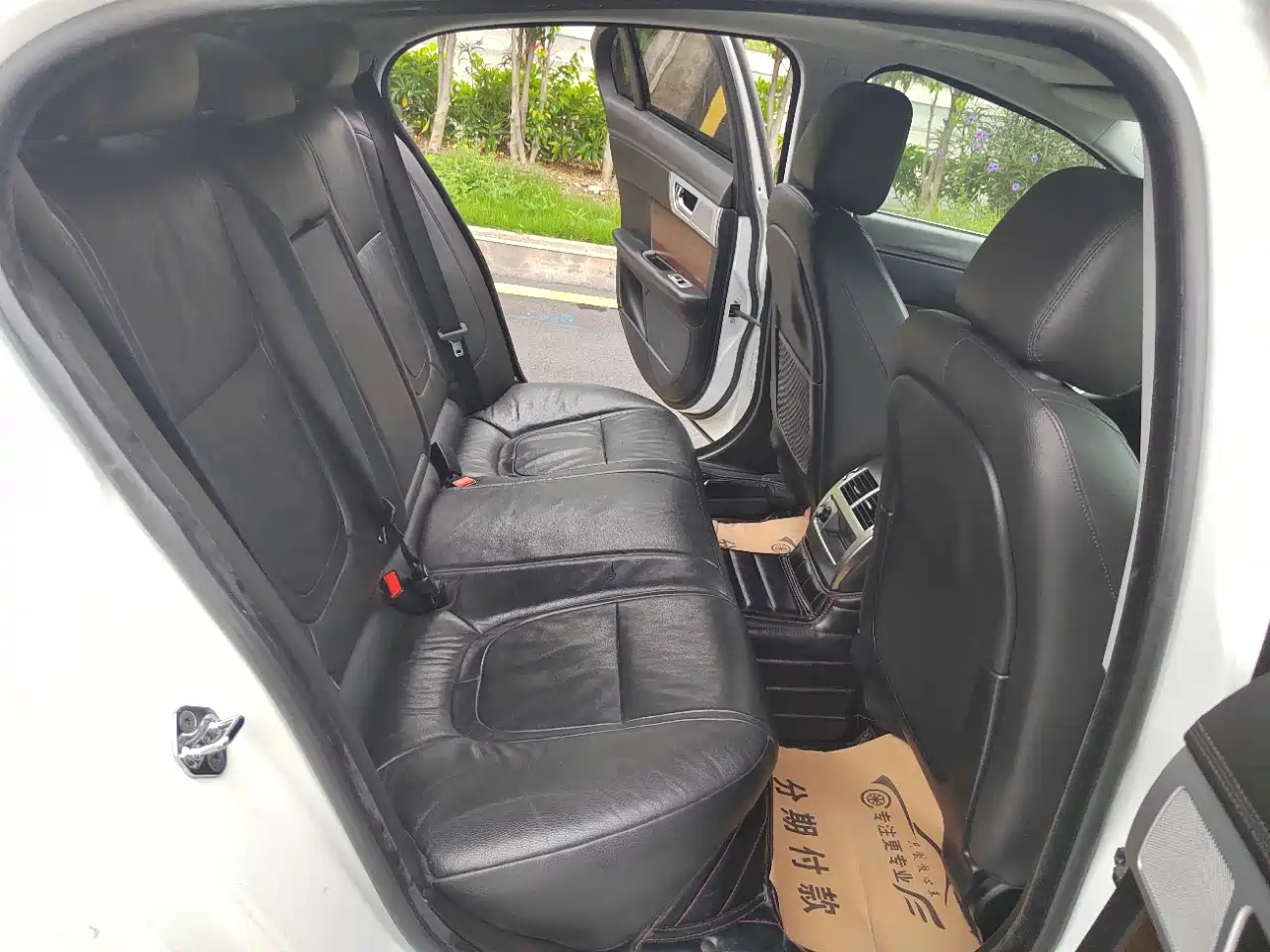 Jaguar XF 2015 2015 XF 2.0T Style Edition