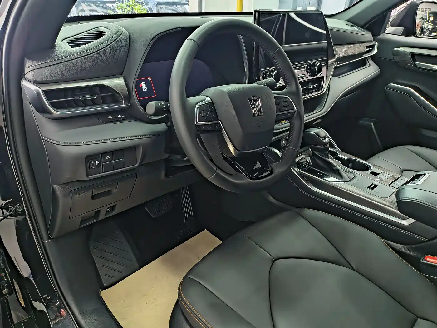 Toyota Crown Kluger 2024 2.5L HEV 4WD Luxury Edition фото 8