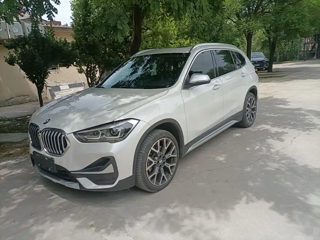 BMW X1 2022 xDrive25Li Premium