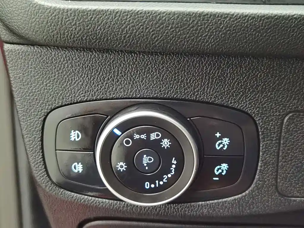 Photo 21 - Ford Focus