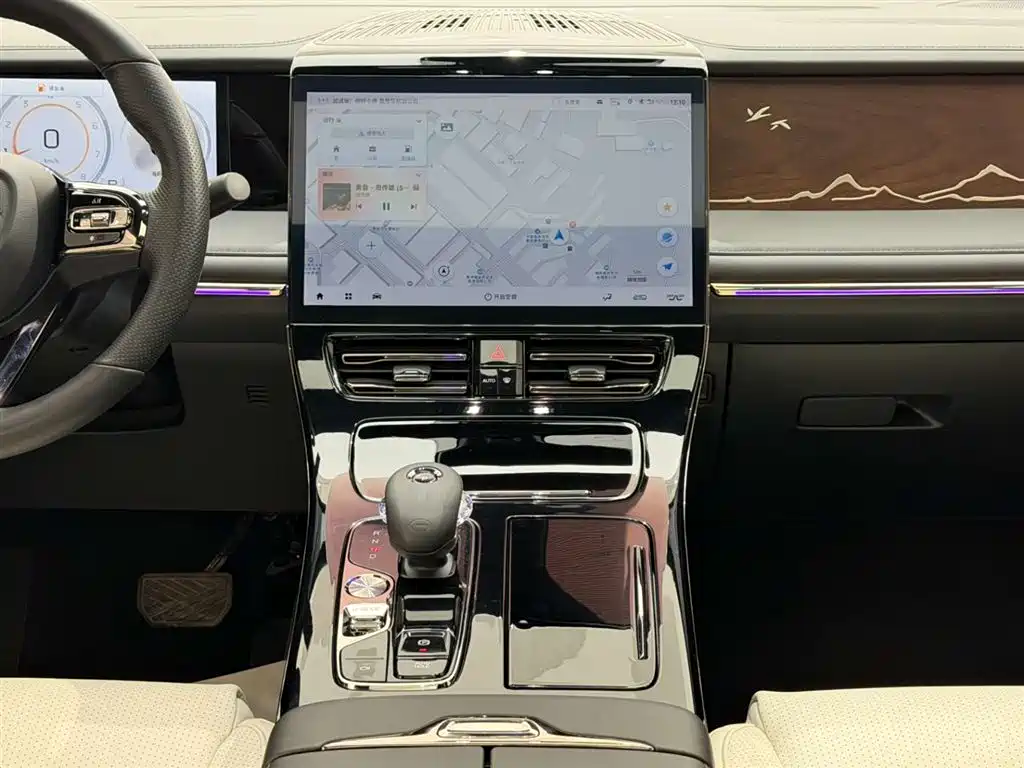 GAC Trumpchi Trumpchi M8 2023 Model Master Series 400T Flagship Edition фото 27