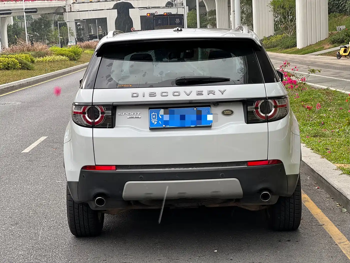 Land Rover Discovery Sport 2016 2.0T HSE фото 5