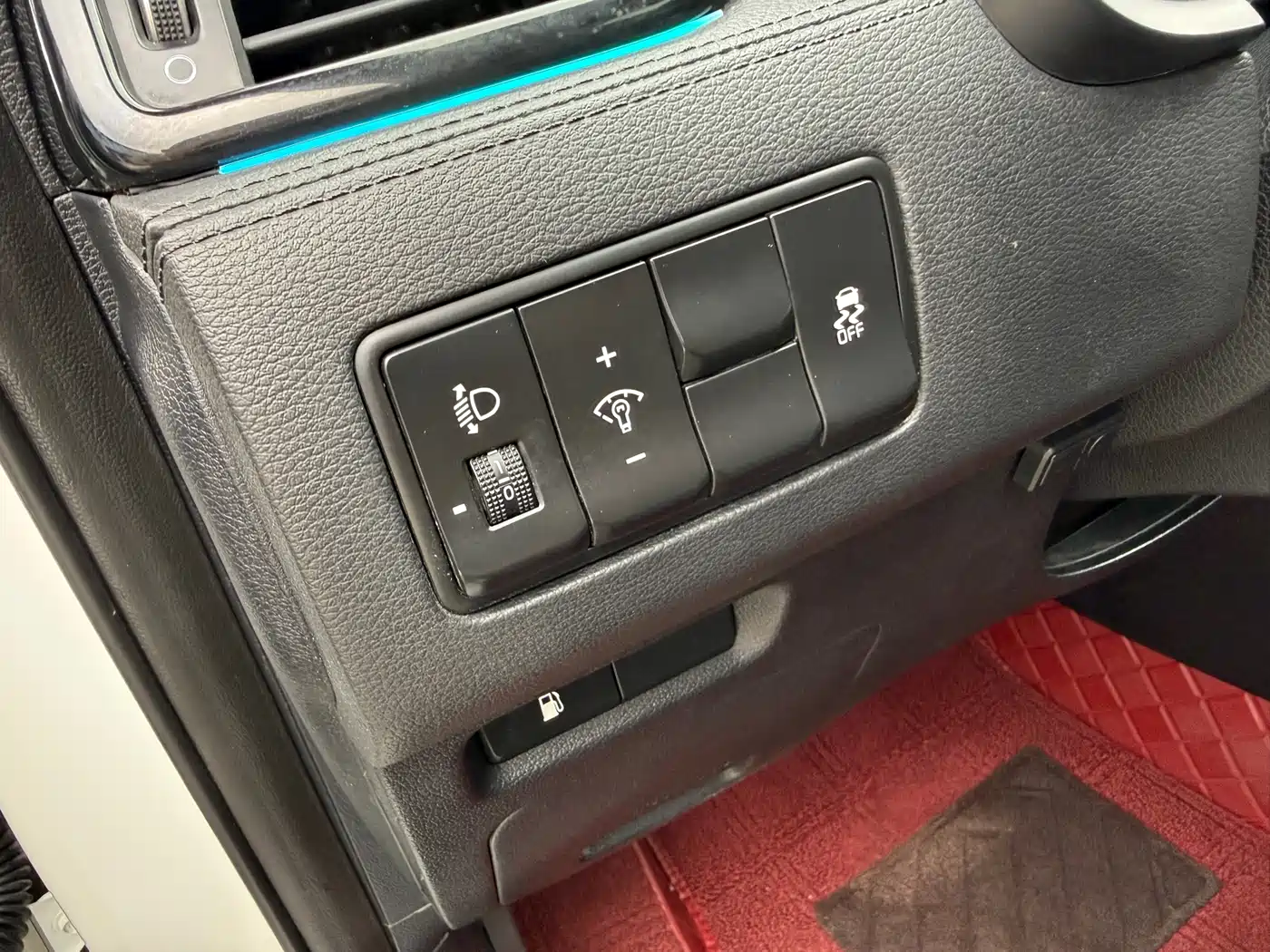 Kia KX7 2018 2017 2.0L Automatic 2WD GL 5-Seater