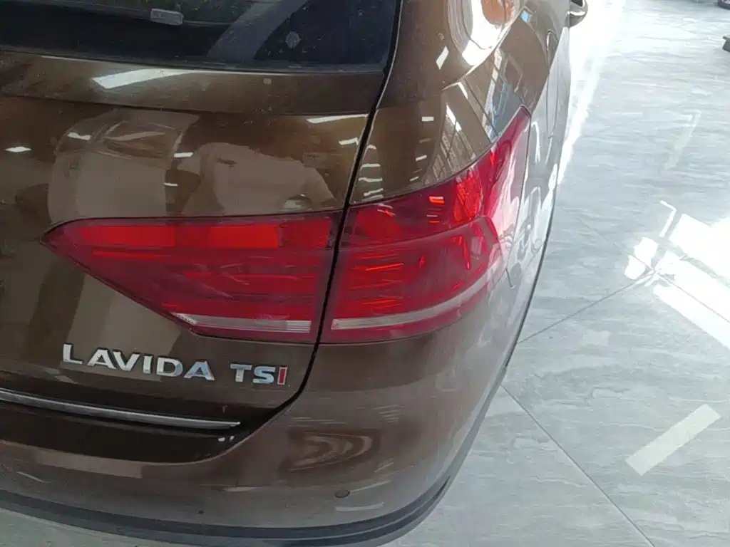 Volkswagen Gran Lavida 2015 2014 1.4TSI DSG