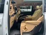 Фото 7 - Denza D9