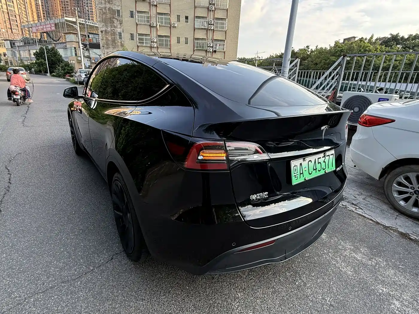 Tesla Model Y 2021 2021 Standard Range Rear-Wheel Drive