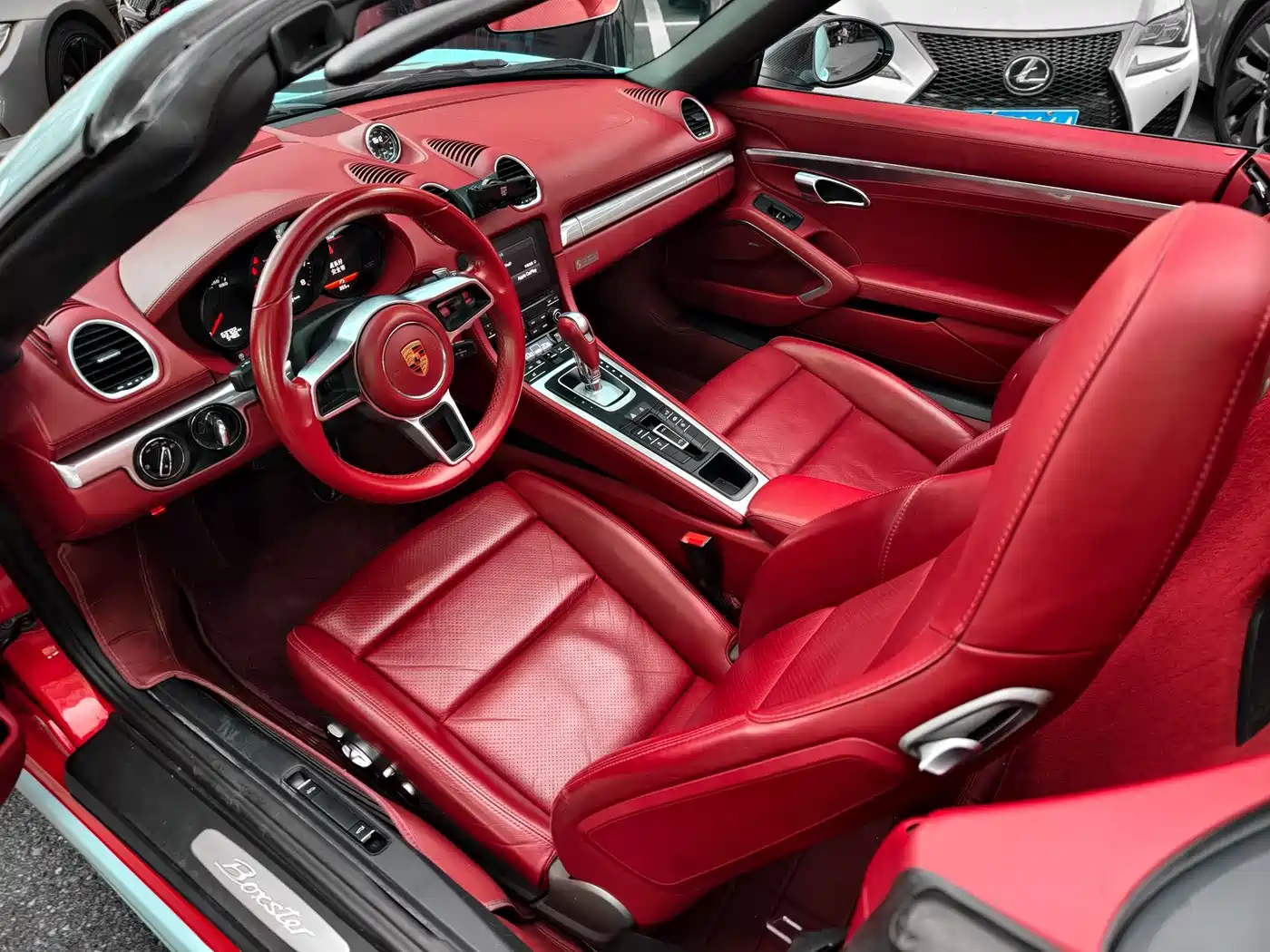 Porsche 718 2018 Boxster 2.0T фото 4
