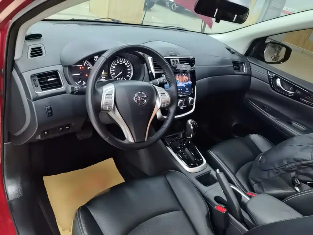 Nissan Tiida, миниатюра 10