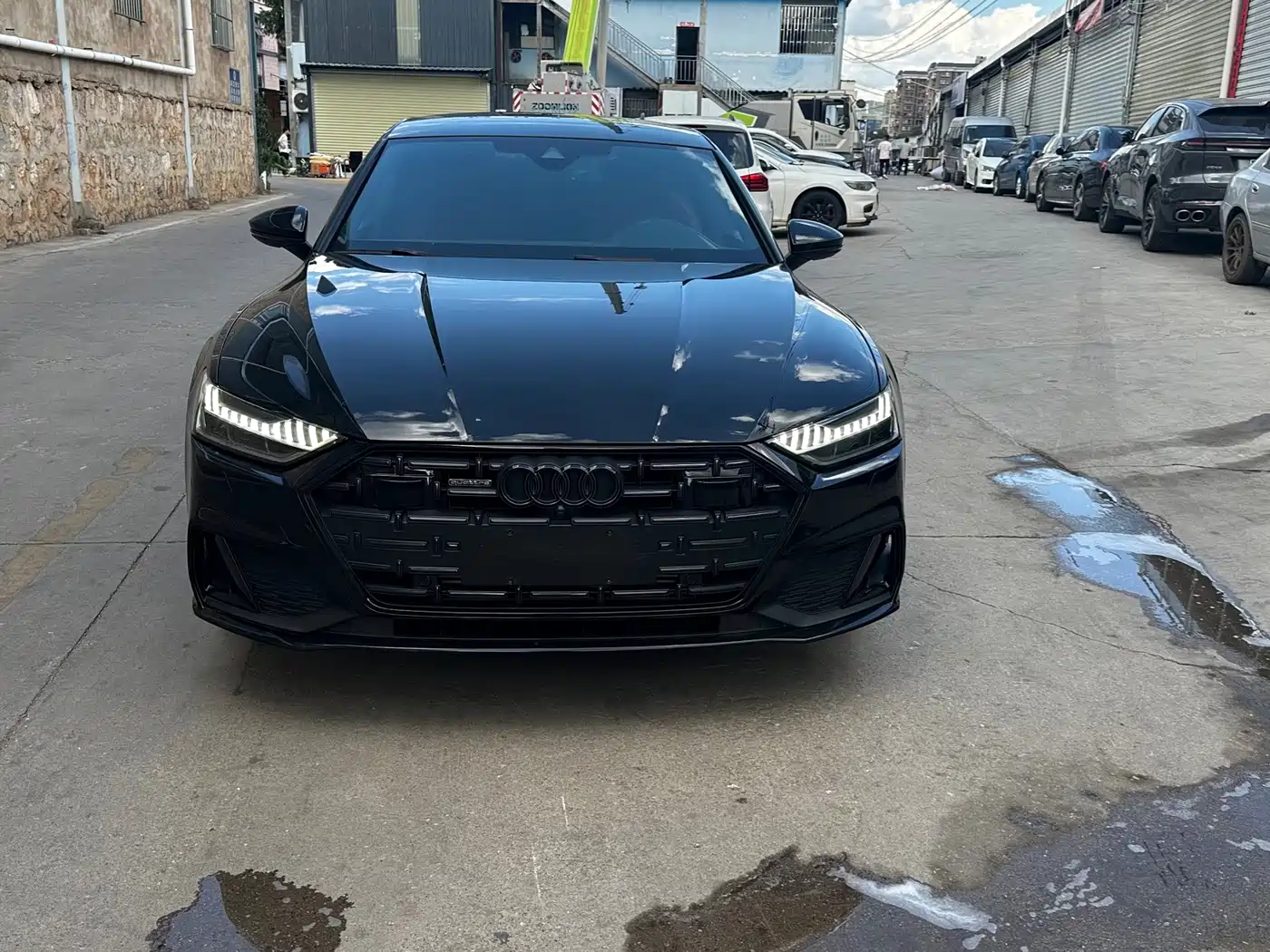 Audi A7L 2022 2022 45 TFSI quattro S-line Black Warrior Edition