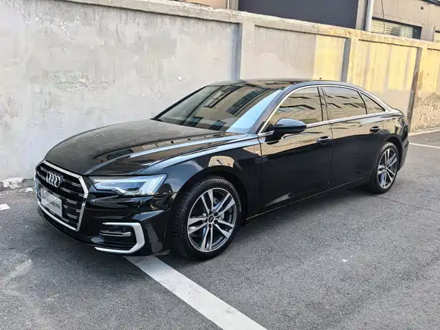 Audi A6L 2024 40 TFSI Luxury Dynamic — фото 1