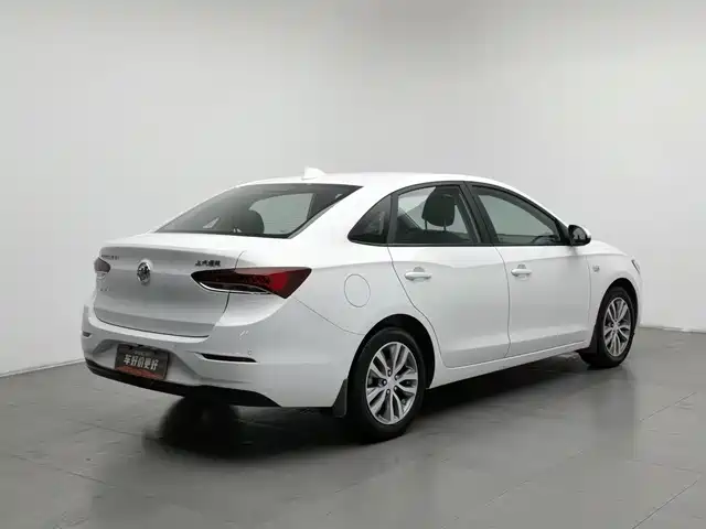 Buick Excelle 2019 18T Auto Connected Elite China VI — фото 2