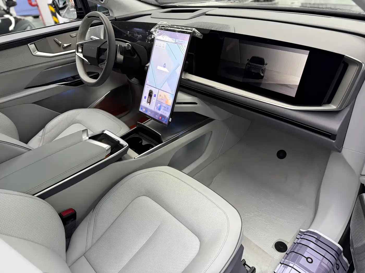 HiPhi Y 2023 2023 560km Pioneer Edition