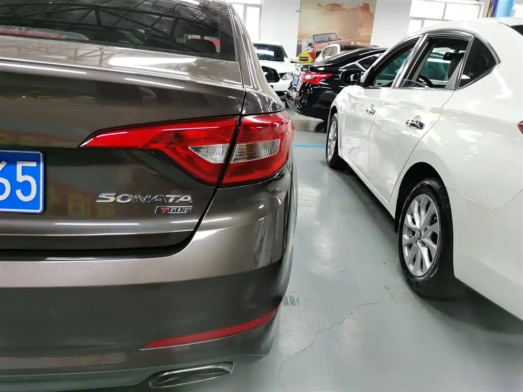 Hyundai Sonata 2015 1.6T GLS Smart фото 8